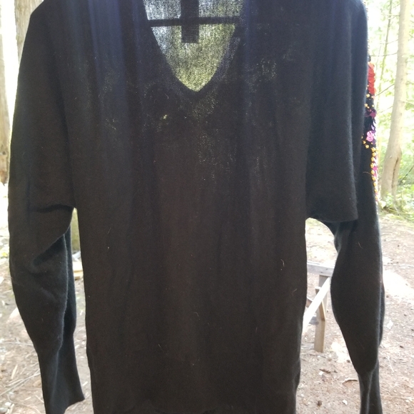 Large Anne Klein Knitwear ladies Sequin Sweater black rainbow long sleeve v neck - Picture 11 of 11